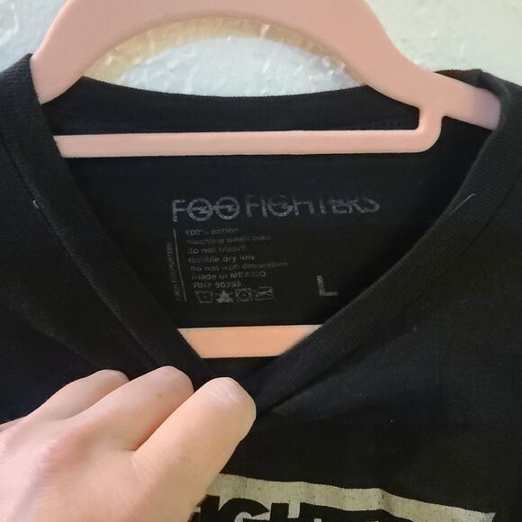 FOO FIGHTERS (2018) Official FF Band Logo Space Crest Comet T-Shirt Size Large - Picture 3 of 5
